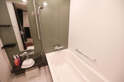 418060389 Richmond Hotel Premier Tokyo Schole