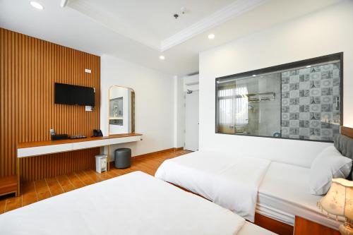 Triple room, deluxe