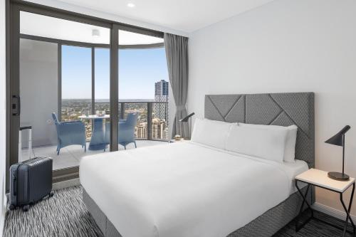 Meriton Suites George Street, Parramatta