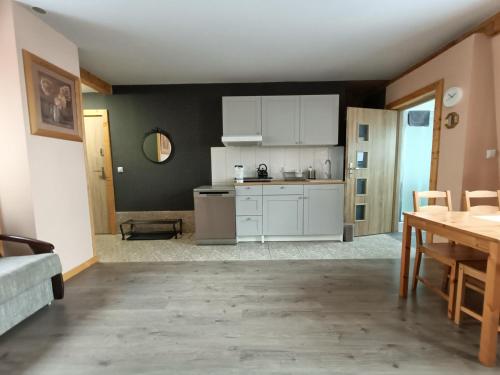Kitchen, Stajnia in Szklarska Poreba
