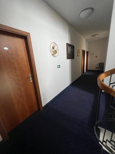 Hotel Apollon - main image