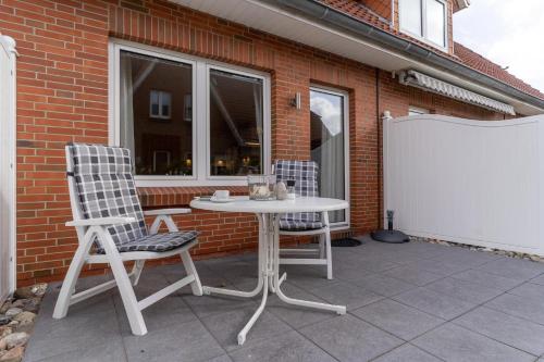 Apartment with Terrace image 2