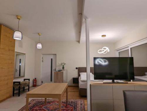 Luxurious & lovely vacation home photo 4