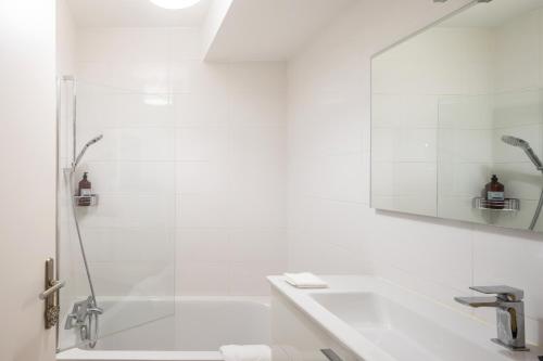 Two-Bedroom Apartment image 8