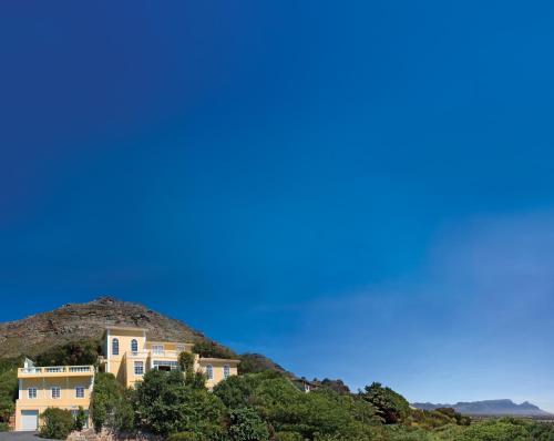 Colona Castle photo 1