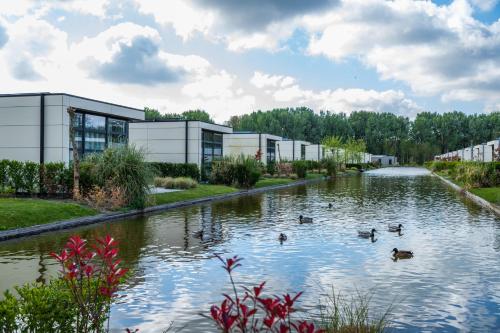 Comfort Rooms by EuroParcs Buitenhuizen