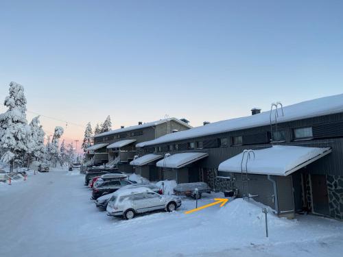 Ski-in and out apartment in the middle of ski slopes in Pyhä