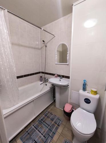 Уютная квартира 2 Бесконтактное заселение круглосуточно, Oral (Foto 2)