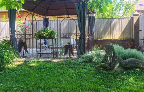 外部景觀, Awesome Home In Knoeringue With Sauna in 朗斯帕克勒巴