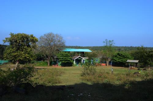 AARRAAMS Farms & Resorts Udhagamandalam