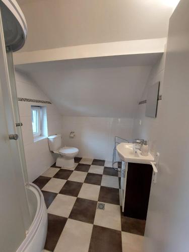 Triple Room with Shared Bathroom