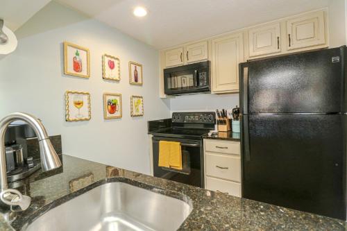 Creston House 3E in Butler Beach