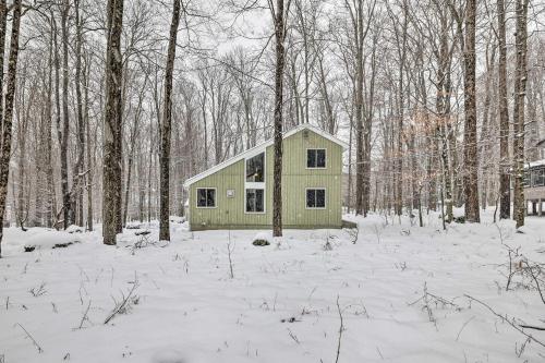 Poconos Getaway with Fire Pit 1 Block to Lake!