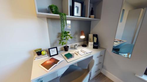 Studios and Ensuite Bedrooms with Shared Kitchen at Fountainbridge in Edinburgh, Эдинбург (фото 10)