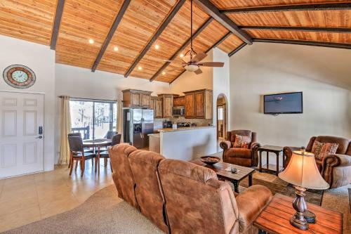 Updated Condo Next to Pinetop Lakes Country Club! - image 11