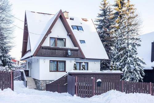 Chalet image 3