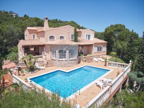 TORRE DON BENITO - Large home, sea views & pool