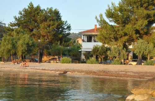  Zouzoula House, Pension in Milína bei Platanias