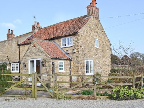B&B Brompton - Dragon Fly Cottage - Bed and Breakfast Brompton