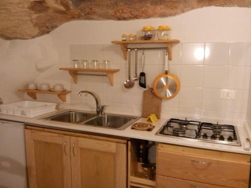 Bilocale in villa a pochi passi dal mare Bilocale in villa a pochi passi dal mare