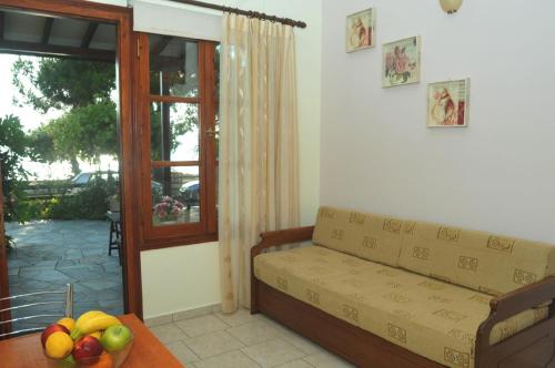 Zouzoula House - image 2