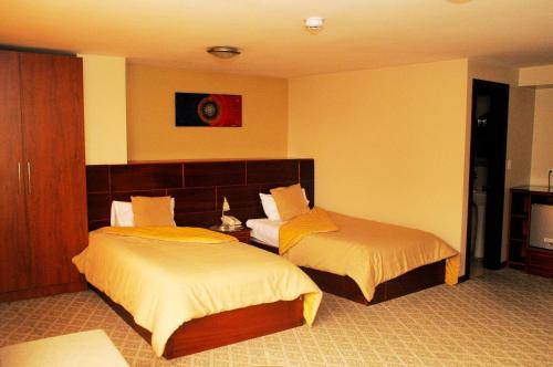 Colony Inn Hotel in Ambato