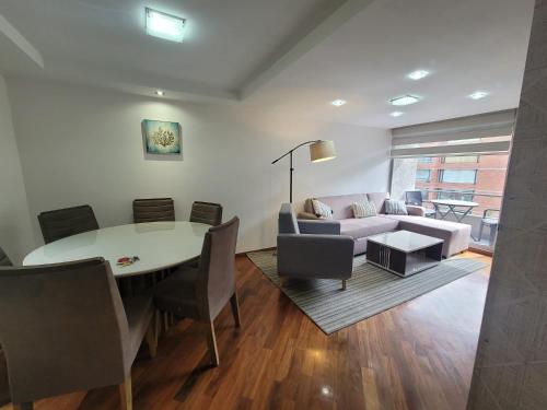 600 Excelente Vista panoramica,piscina,sauna,seguridad 24h,acojedor,confortable,Excellent panoramic  in เอล บาตัน