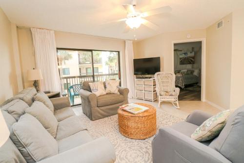Ocean Village Club R23 - image 38