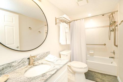 Ocean Village Club R23 - image 34