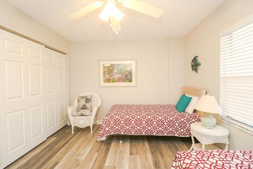 Ocean Village Club R23 - image 37