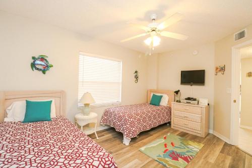 Ocean Village Club R23 - image 33