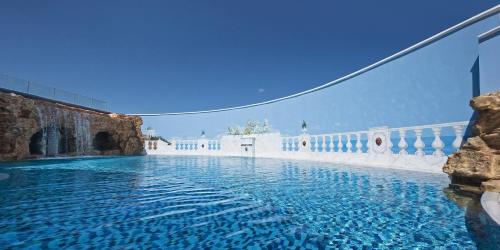 La Marquise Luxury Resort Complex - image 9