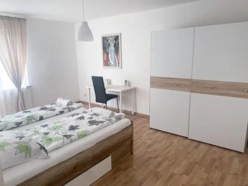 Zentrale 2-Zimmer Wohnung in Altstadt & Bahnhofsnähe ( überdachte Gartenterasse ) in Lübeck, Deutschland