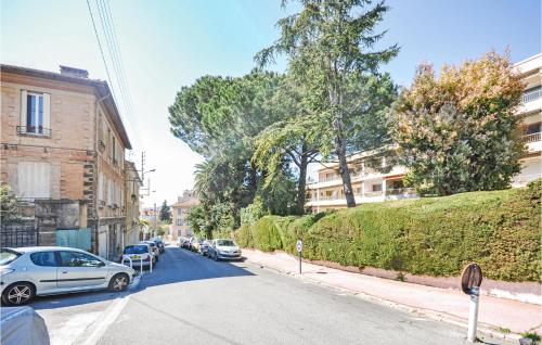 Apartment Avenue 09 - image 14