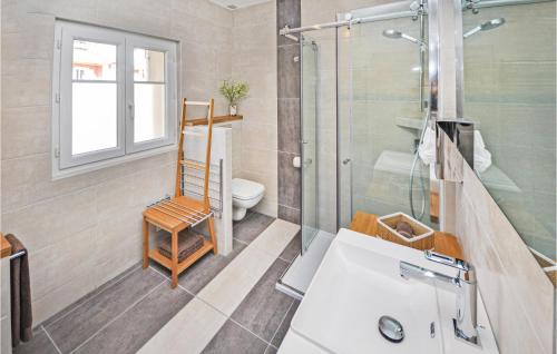 Apartment Avenue 09 - main image