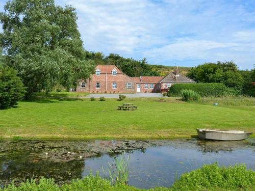 Dairy Farm Cottage