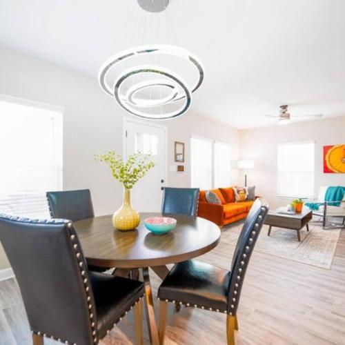 Casa Fiesta-2bed/2bath 1100 sq ft urban stunner in San Antonio, USA