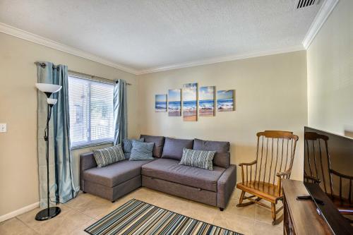 St Pete Condo with Heated Pool - Less Than 1 Mi to Beach! - image 2