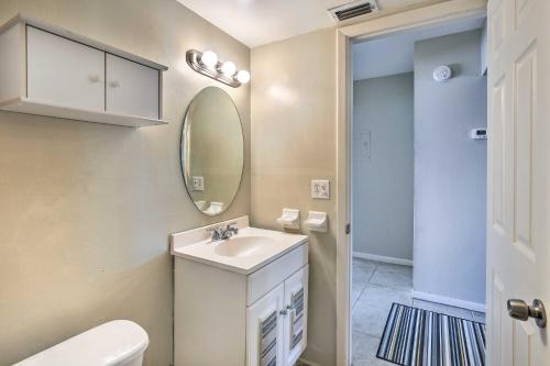 St Pete Condo with Heated Pool - Less Than 1 Mi to Beach! - image 12