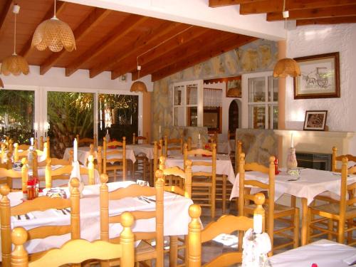 Hotel Montemar - image 14