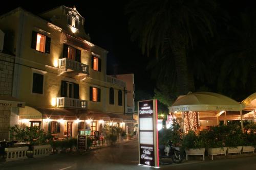 Boutique Hotel Villa Pattiera - image 2