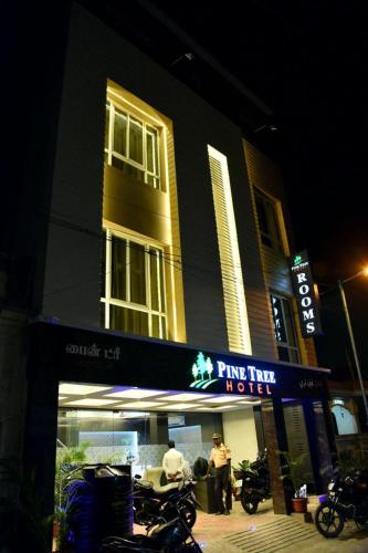 Pine Tree Boutique Hotel – Chennai, IL