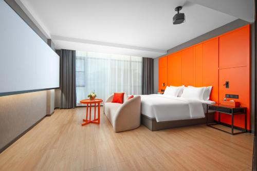 . Global Village Riverside Hotel