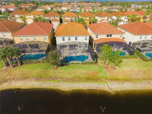 Perennial Paradise at Solterra Resort condo in Davenport, USA
