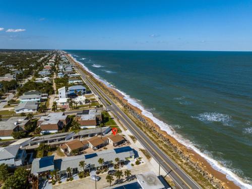 Cottage Manor in Flagler Beach, USA