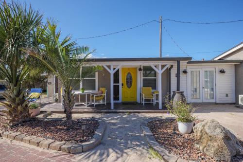 Cottage Manor in Flagler Beach, USA
