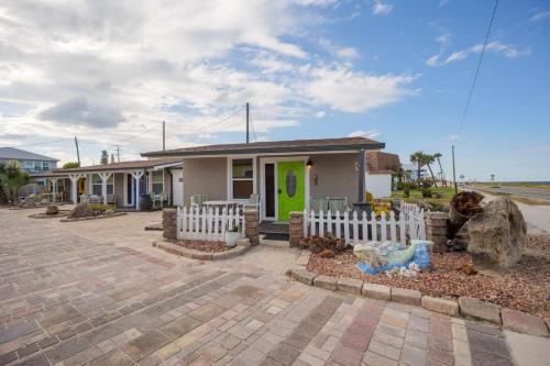 Cottage Manor in Flagler Beach, USA
