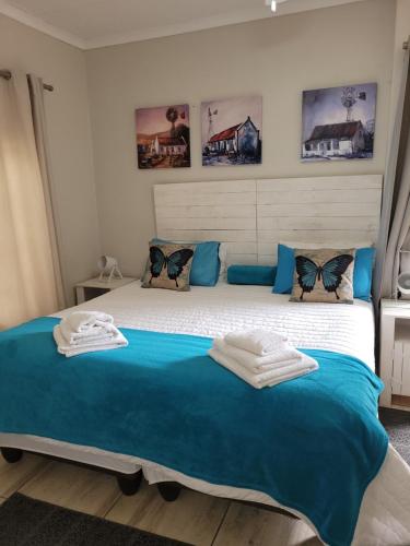 2 twin beds