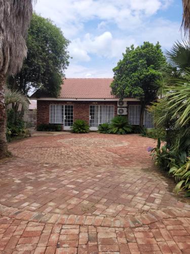 De Heide Guesthouse in Bothaville