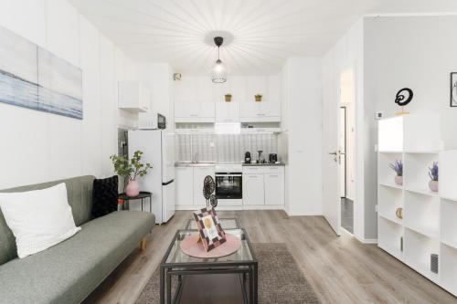 Sweet & Spicy - Brand new apartment with balcony - image 13